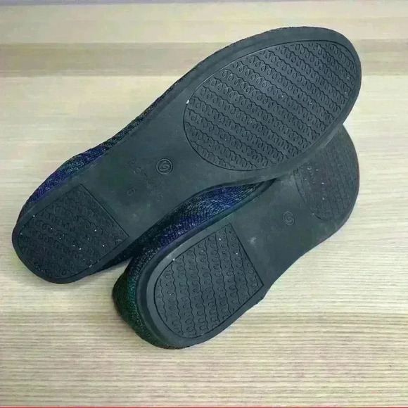 Rothy’s Forest Tartan loafer flat - Picture 7 of 10